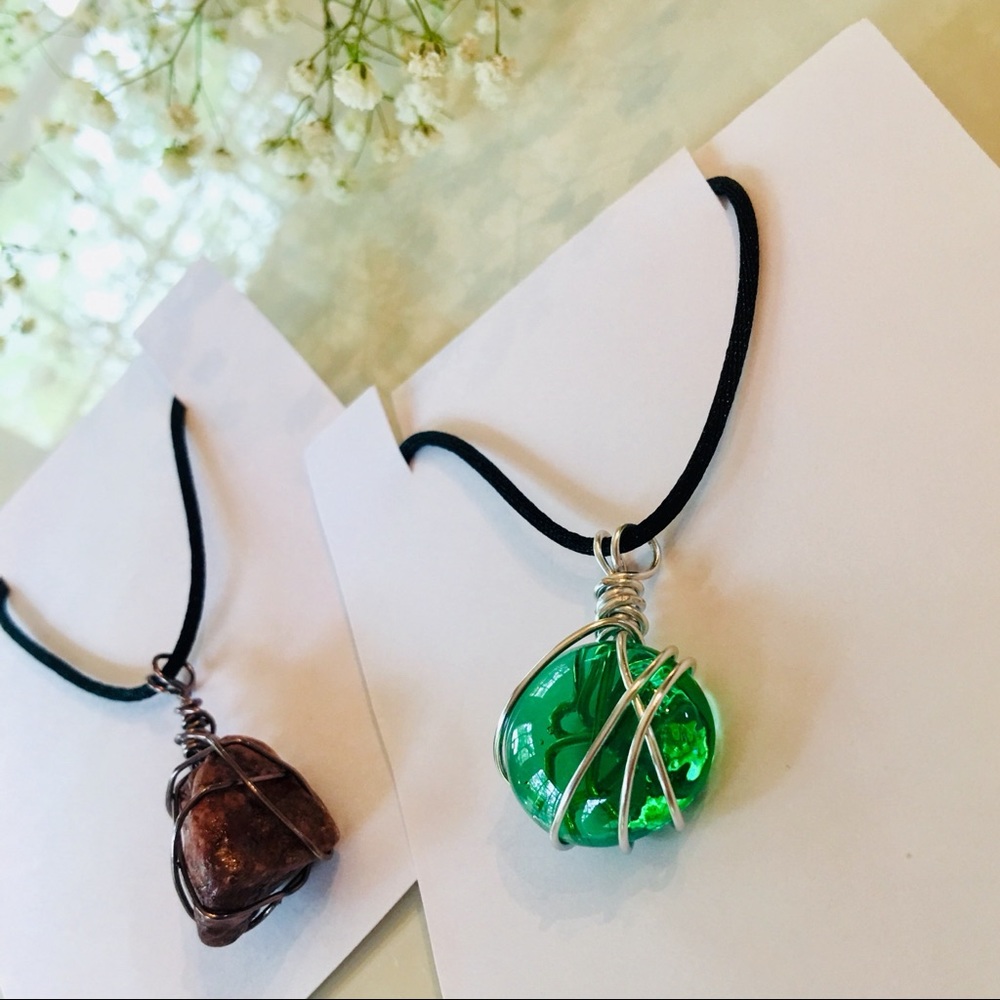 Caged Stone Necklace/Choker
